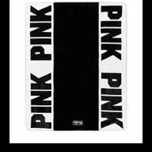 VS PINK SHEPRA BLANKET NIP